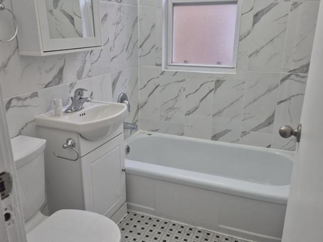 Apartment for rent in Mulhurst Bay, Ontario
