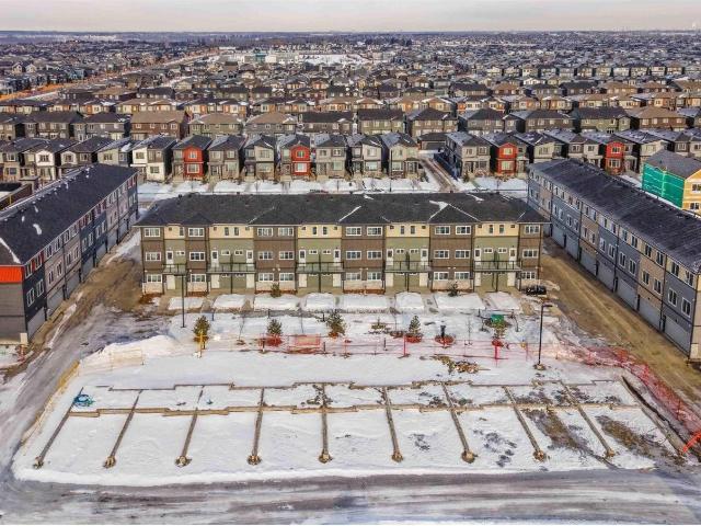 Townhouse for sale in Wedgewood, Alberta