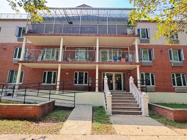 Condo for sale in Queens, Arverne