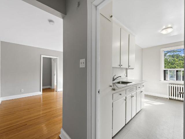 Apartment for rent in Toronto, Golden Horseshoe