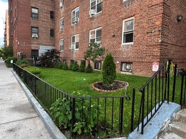 Property for sale in Queens, Arverne