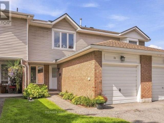 Townhouse for sale in Hunt Club Park, Ottawa