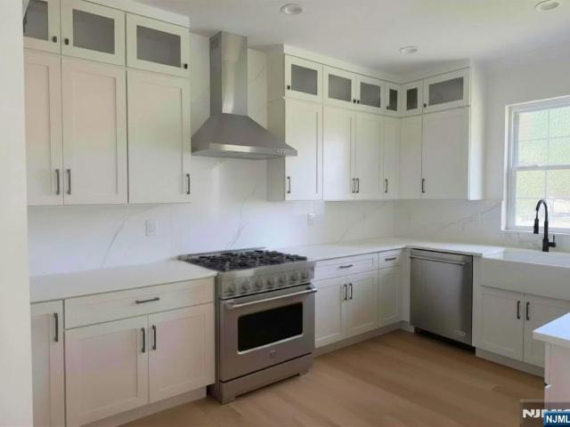 House for sale in Saddle Brook, New Jersey