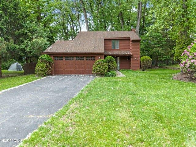 House for sale in Saratoga, New York