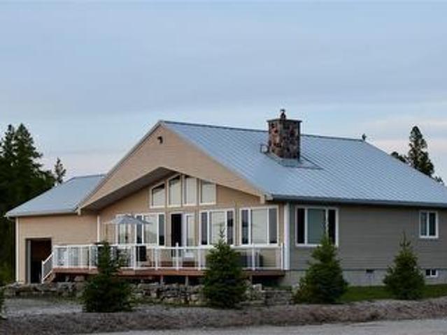 House for sale in Ontario