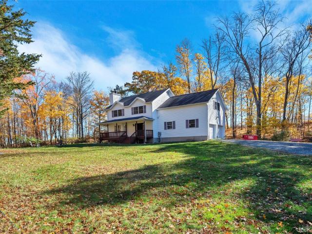 House for sale in Bloomingburg, New York