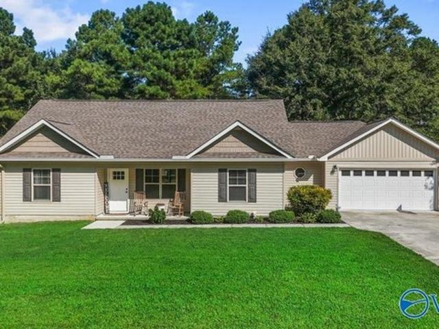 House for sale in Boaz, Alabama