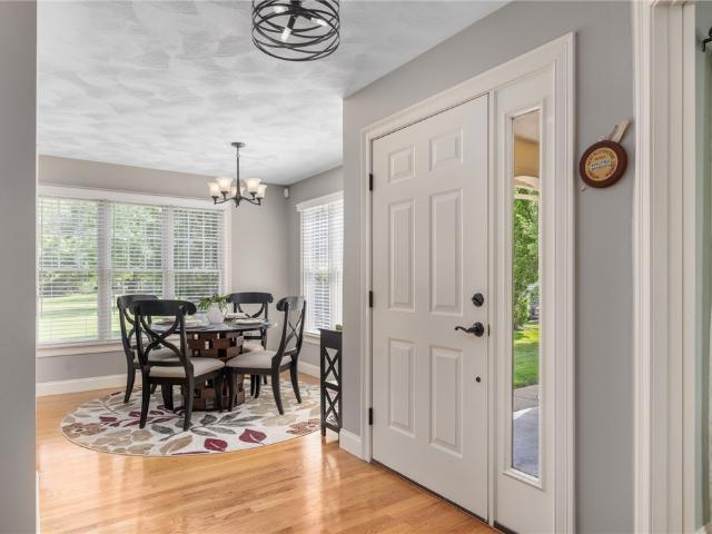 Condo for sale in Warwick, Rhode Island