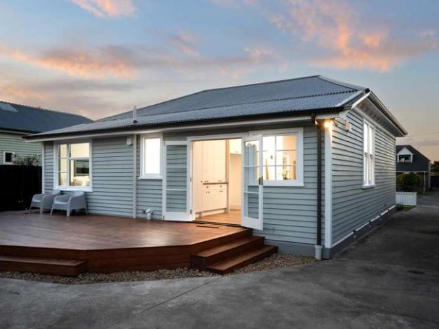 House for sale in Chaslands, Canterbury
