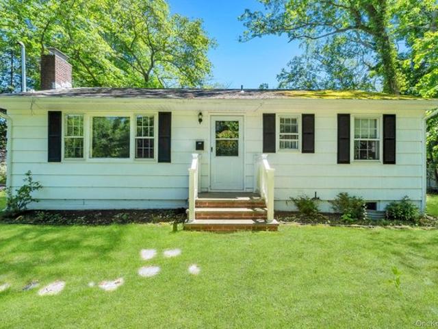 House for sale in Wainscott, New York