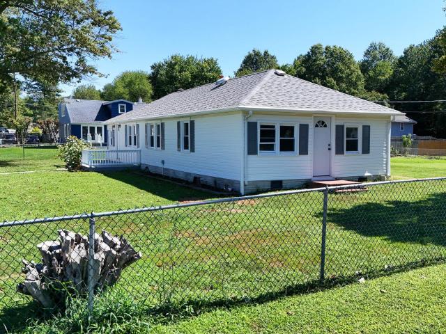 House for sale in Deepwater, New Jersey