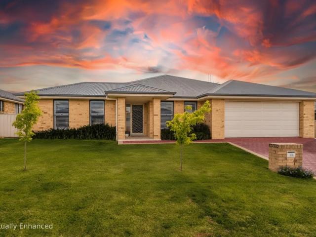 House for rent in Orange, Orange City Council