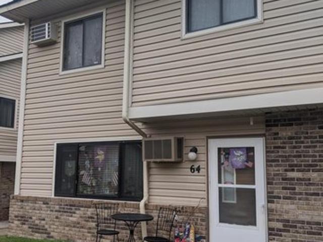 Townhouse for sale in Ravenwood, Waconia