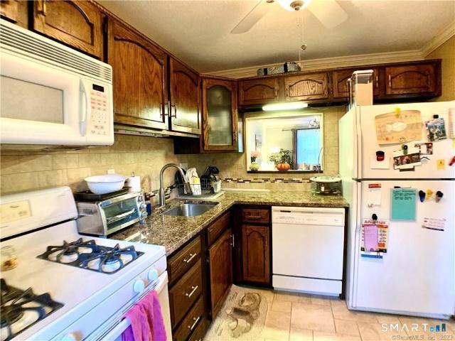 Townhouse for rent in Hamden, Connecticut