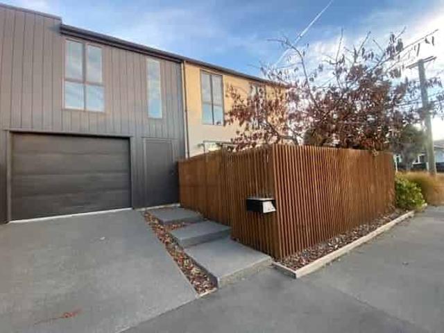House for rent in Edgeware, Canterbury