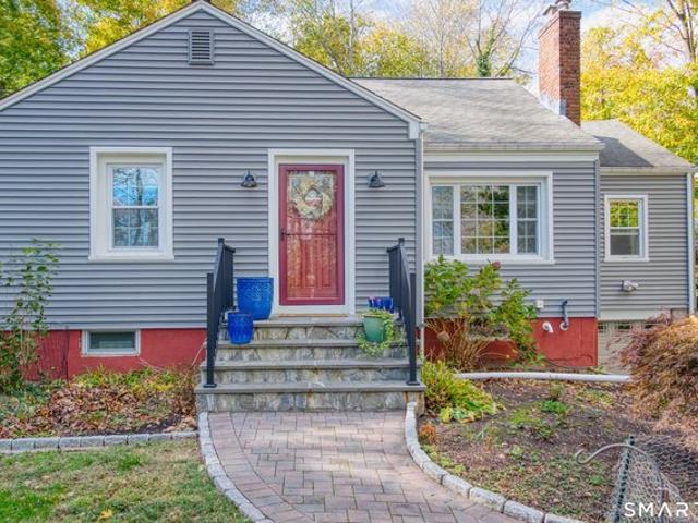 House for sale in Hamden, Connecticut