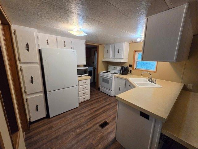 House for sale in Navarre, Ohio
