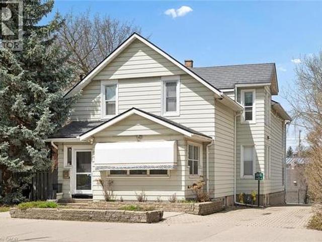 House for sale in Downtown, Kitchener