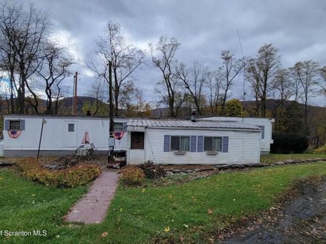 House for sale in Great Bend, Pennsylvania