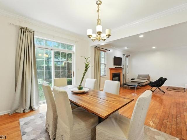 Condo for sale in Clifton