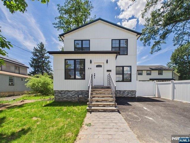 House for sale in Teaneck, New Jersey