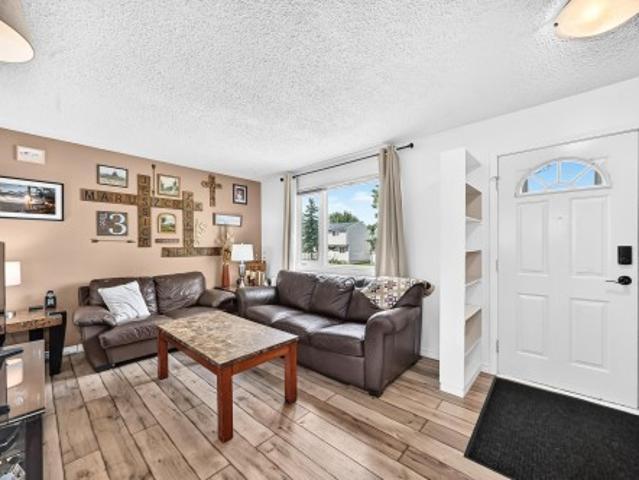 Townhouse for sale in Homesteader, Edmonton