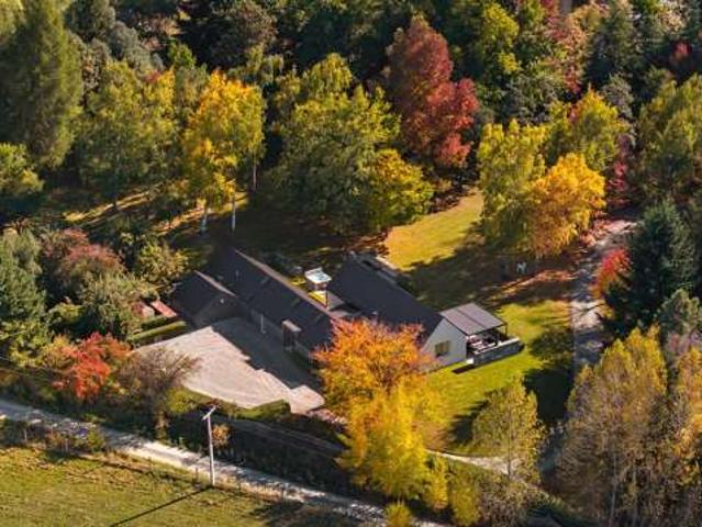 House for sale in Otakou