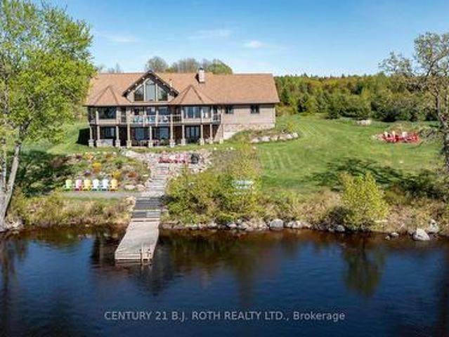 House for sale in Ontario