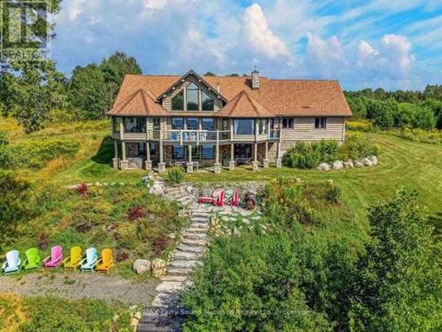 House for sale in Ontario