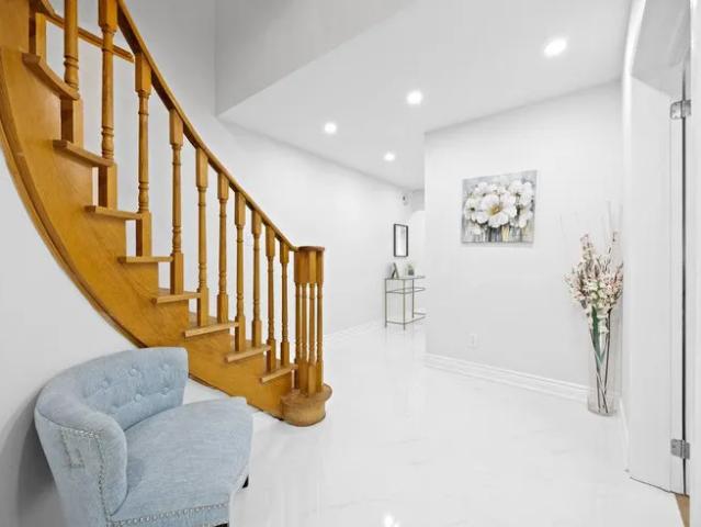 House for rent in Brampton, Golden Horseshoe