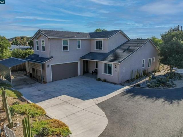 House for sale in Martinez, California