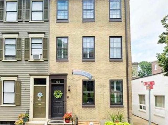 Condo for sale in Easton, Pennsylvania