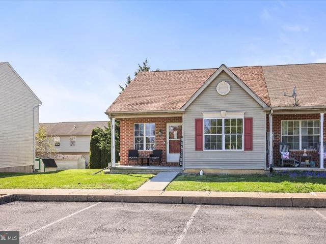 Townhouse for sale in Littlestown, Pennsylvania