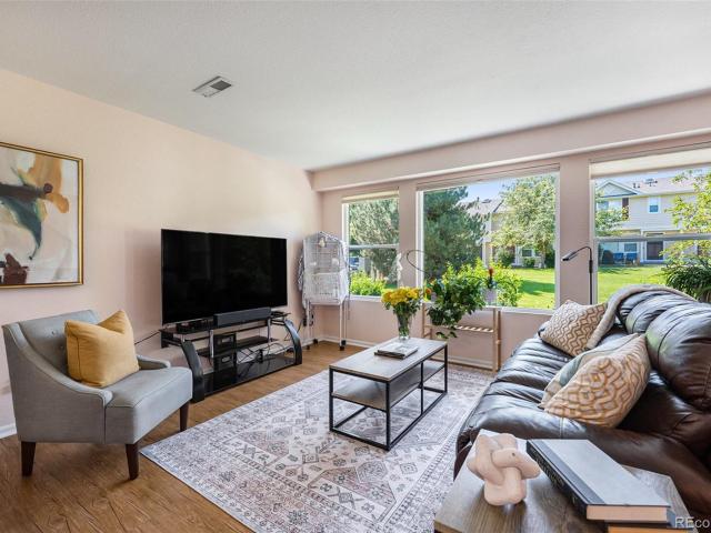 Townhouse for sale in Lakewood