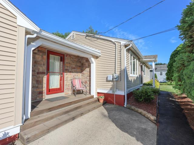 House for sale in New Hampshire