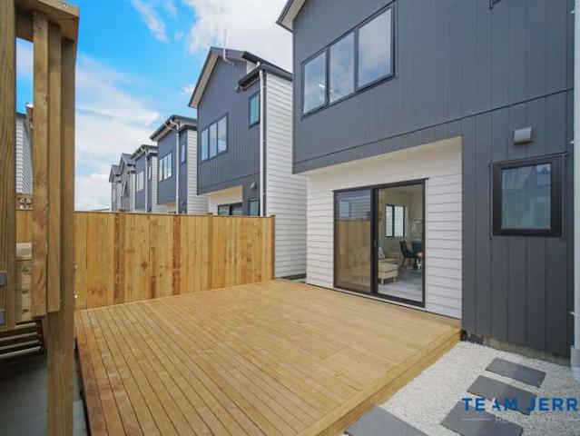 House for sale in Papakura