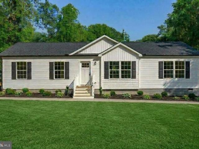 House for sale in Louisa, Louisa County