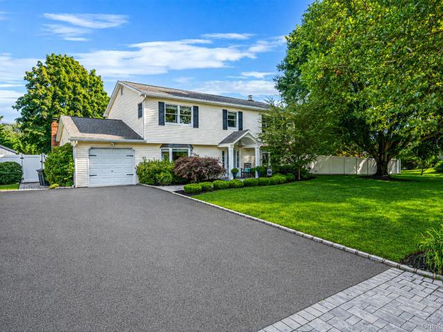 House for sale in Centereach, New York