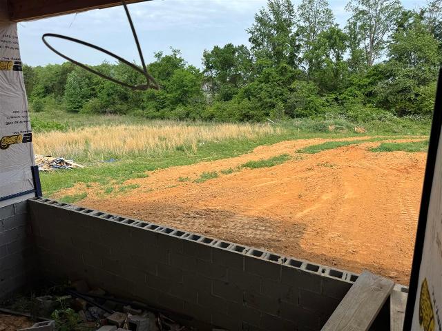 House for sale in Adolphus, Kentucky