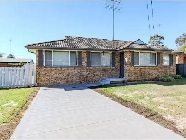 House for rent in Emu Plains, Sydney