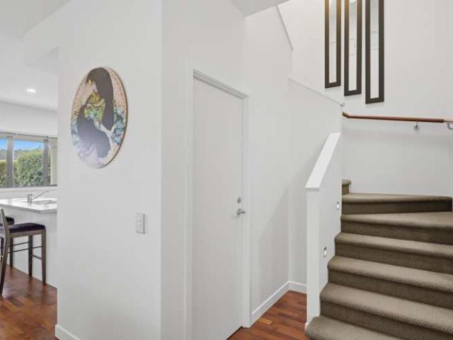 Townhouse for sale in Paremoremo