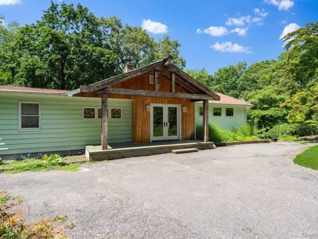 House for sale in Centereach, New York
