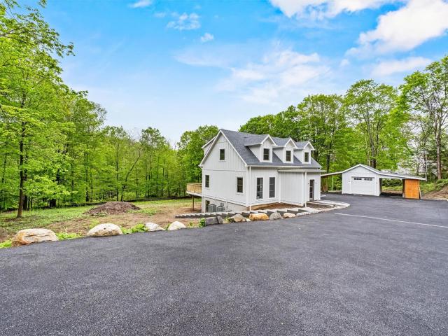 House for sale in Somers