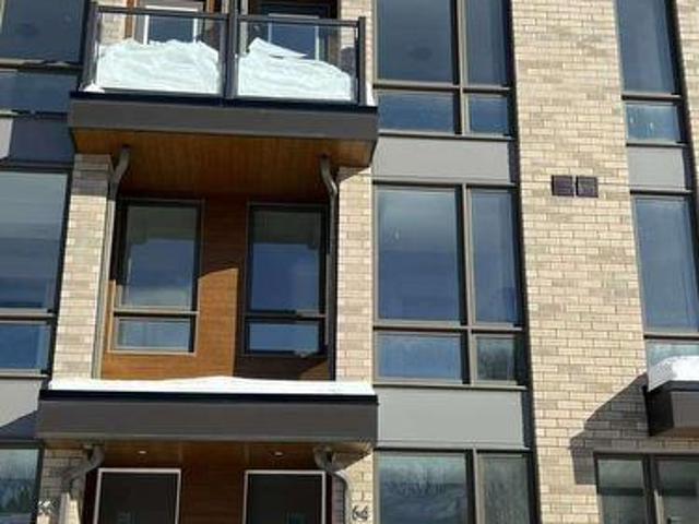 Townhouse for sale in Woburn, Ontario