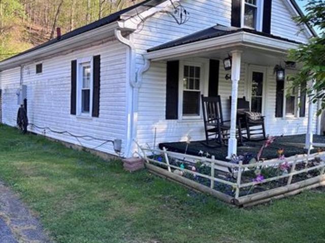 House for sale in Lucasville, Ohio