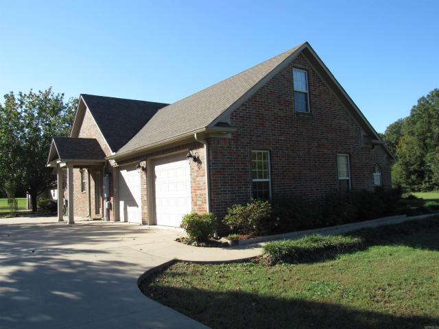 House for sale in Ark