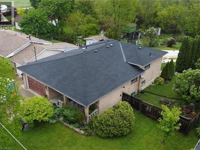 House for sale in Cayuga, Ontario