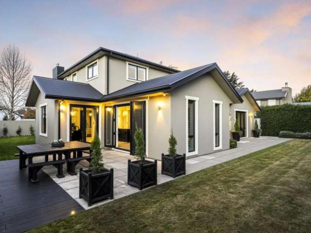 House for sale in Casebrook, Canterbury