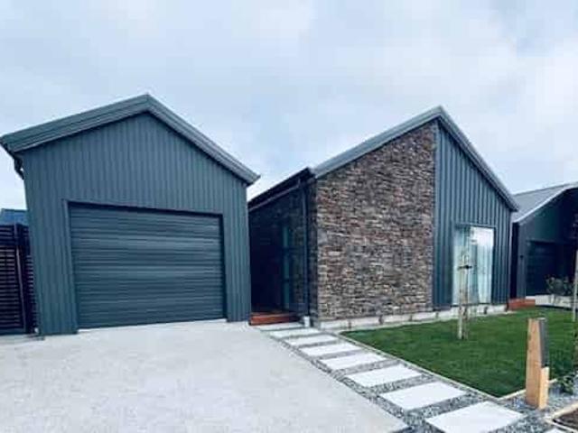 House for rent in Otakou