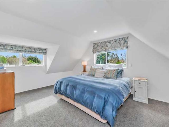 House for sale in Waikuku Beach, Canterbury